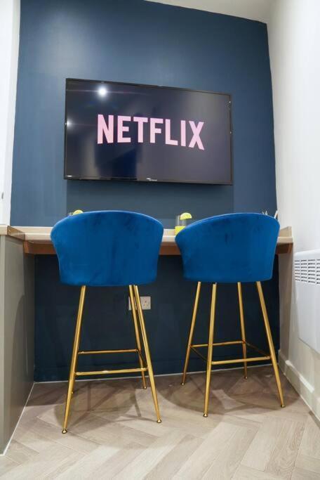 Luxury City Centre Apartment With Juliet Balcony, Fast Wifi And Smarttv With Netflix BUCKINGHAMSHIRE Dış mekan fotoğraf